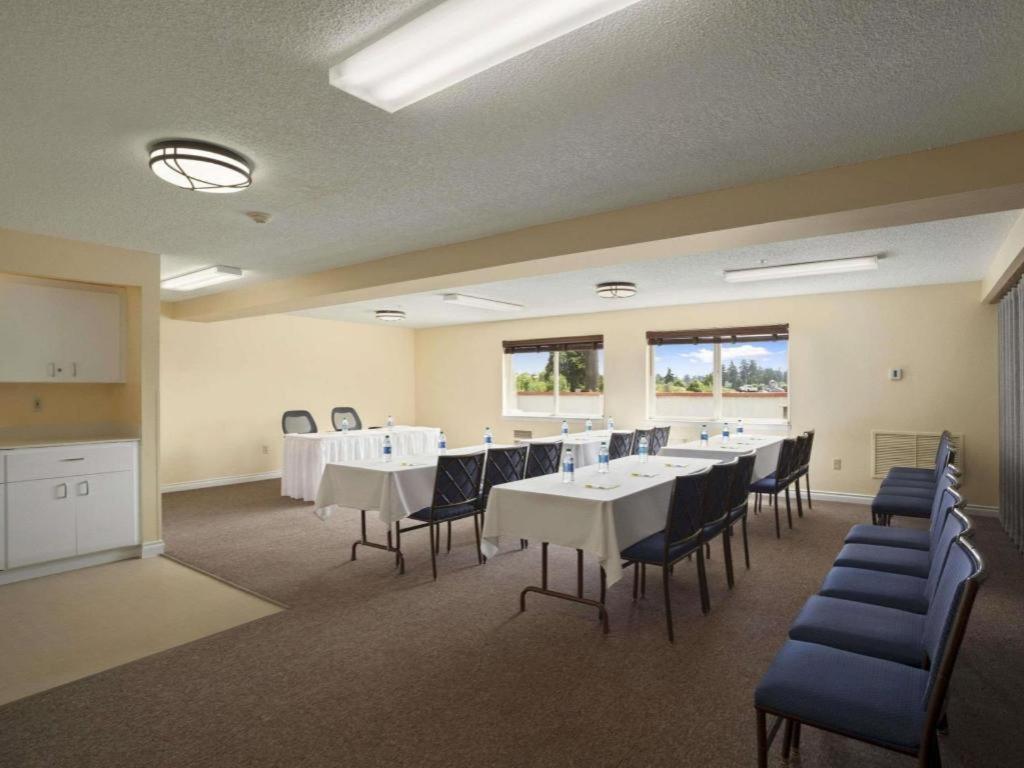 Days Inn By Wyndham Lacey Olympia Area Exterior foto
